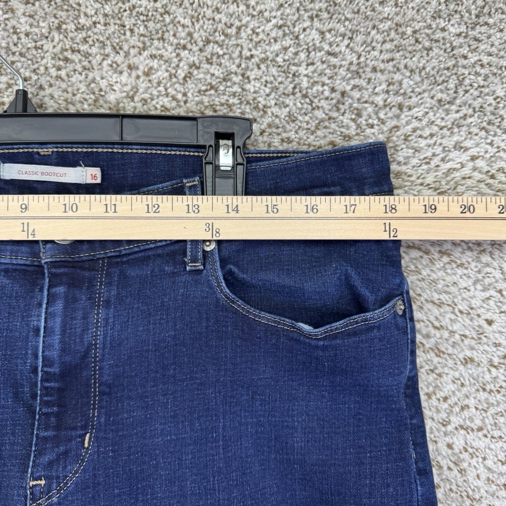 Levi's Classic Bootcut Jeans Women's Size 16 Dark Wash Med Rise Cotton Pockets - Picture 4 of 12